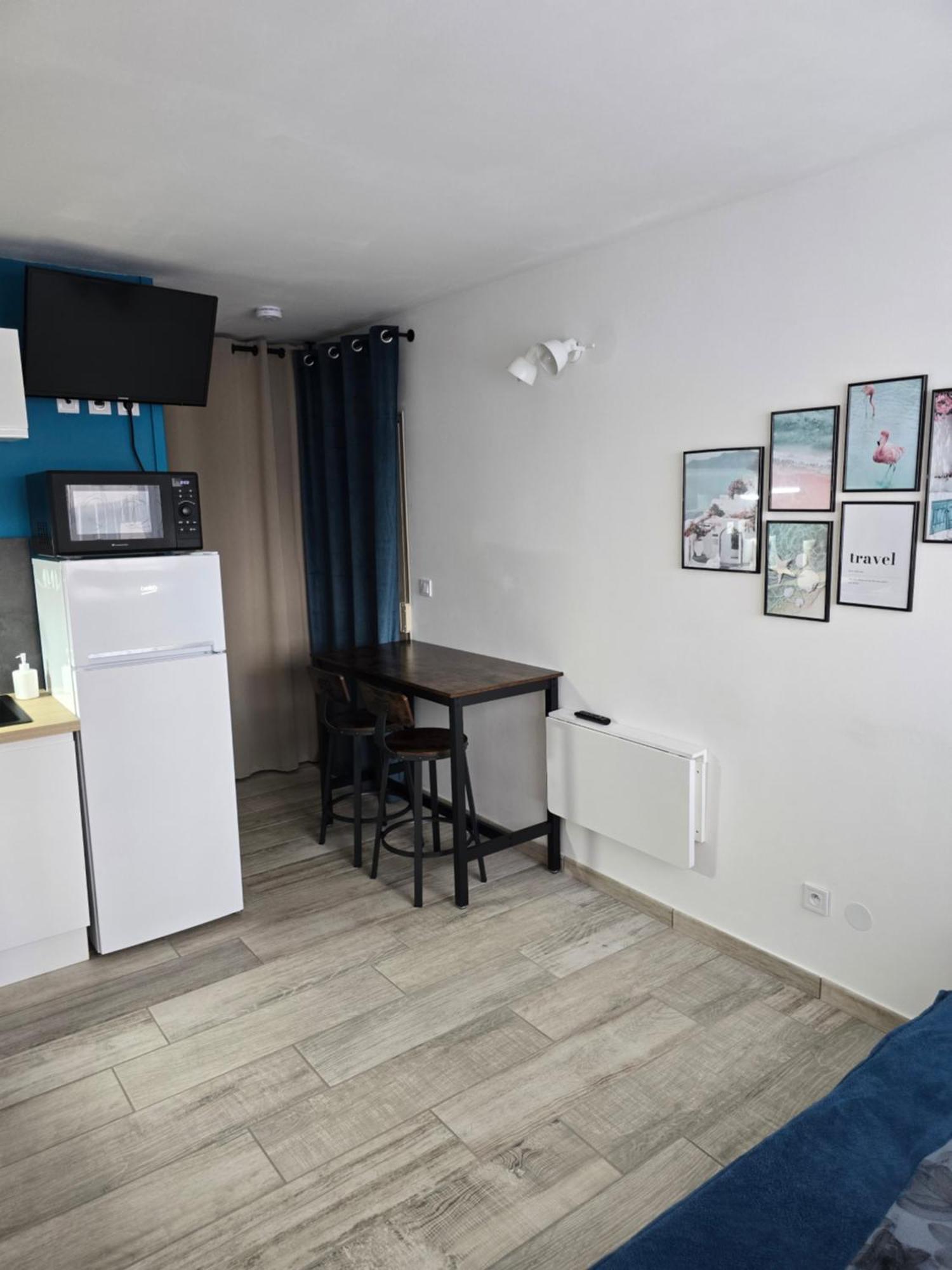 Studio Climatise 50 M.Du Port Saint-Cyprien  Extérieur photo